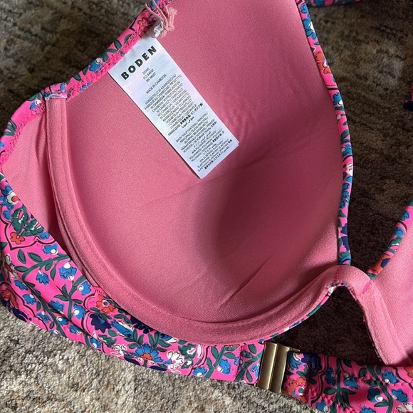 Boden NWT size 38C - Floral Pink Halter Bikini Top- padded bra - Picture 4 of 4